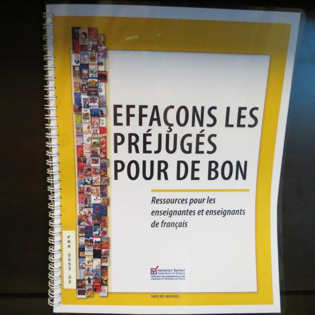 Effaçons les préjugés pour de bons; Ressources pour les enseignantes et enseignants de français.