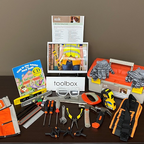 Building, Technology & Block Centre Materials: Carpenter's Toolbox and Accessories