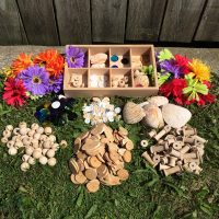 Invitation Table: Discovering Loose Parts